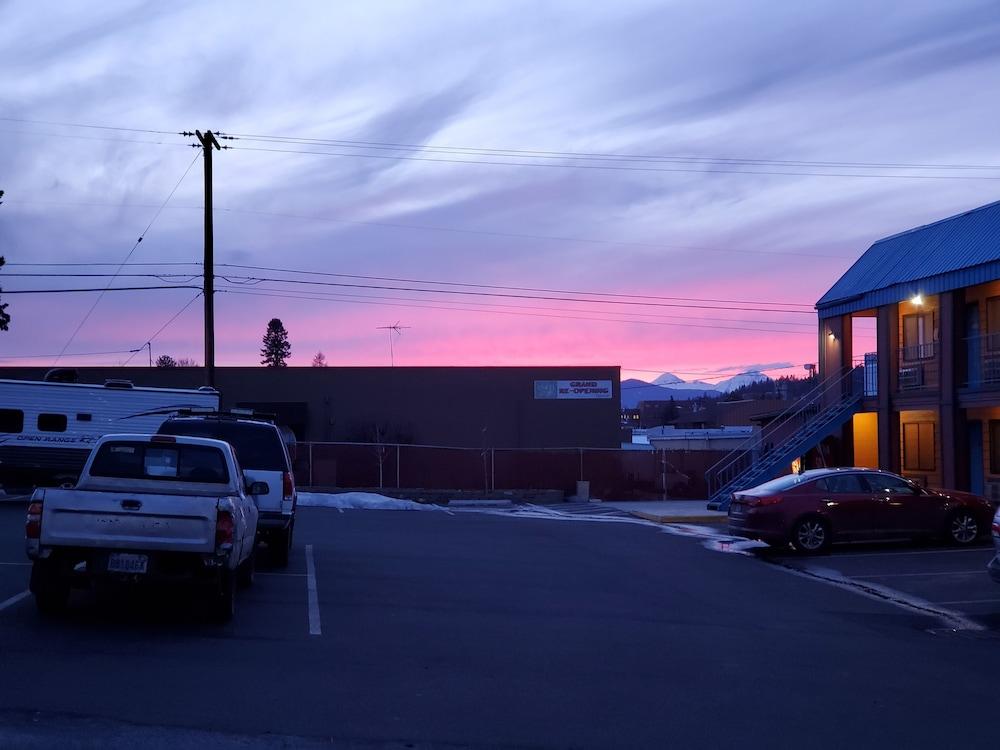 Motel West Bend Extérieur photo