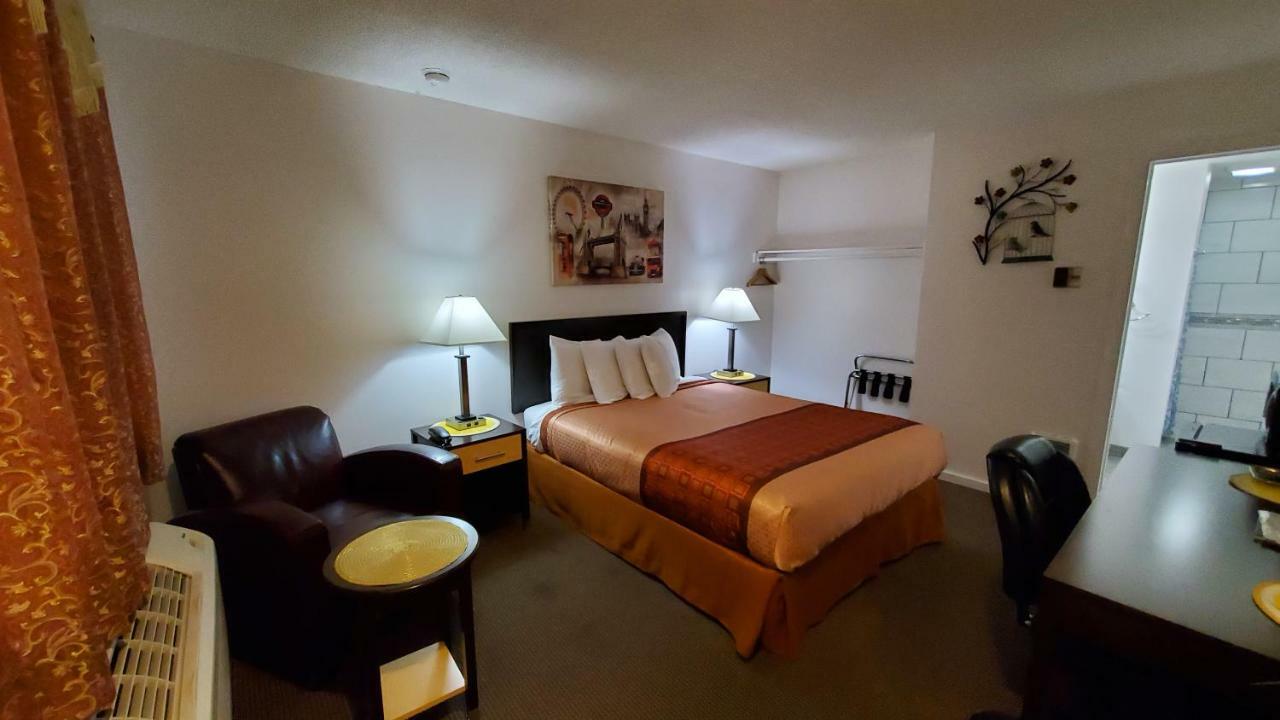 Motel West Bend Extérieur photo