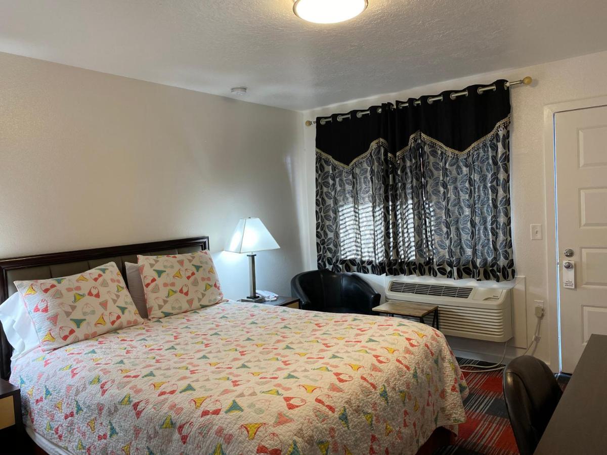 Motel West Bend Extérieur photo